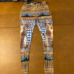 Women’s Aztec print leggings